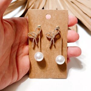 Pearl drop earrings S405